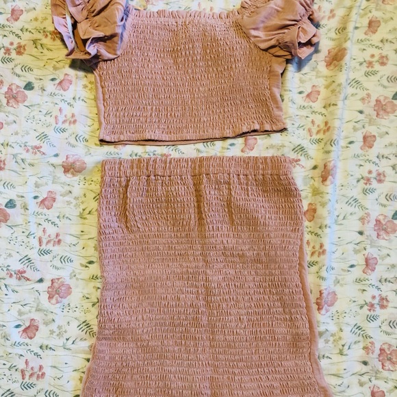 Soft pink/salmon skirt set size S - Picture 3 of 5